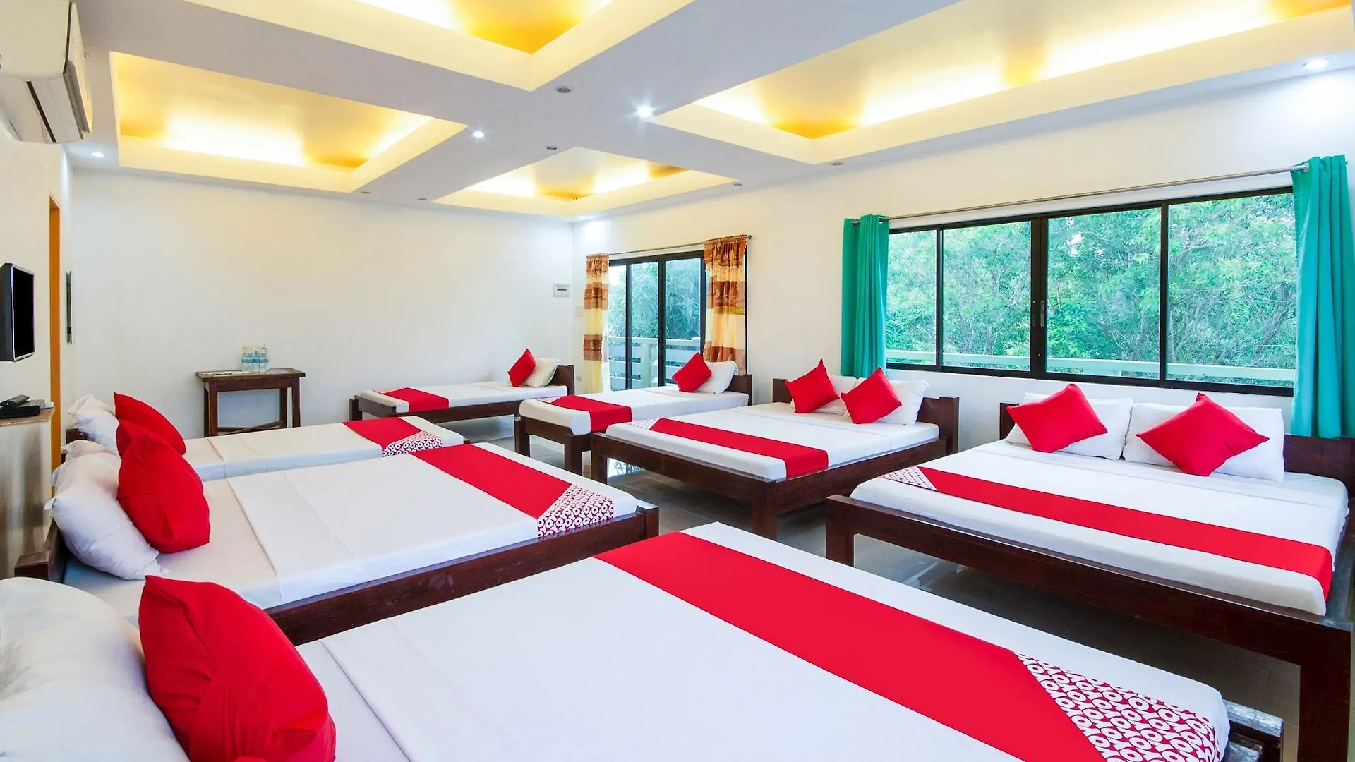 Oyo 435 La Veranda Beach Resort 邦劳 2*,  菲律宾